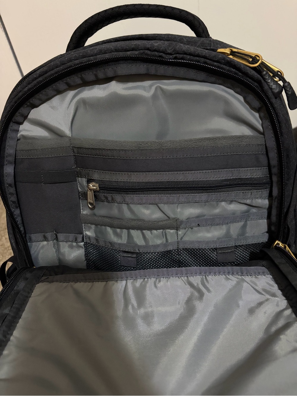 The North Face Women’s Recon Black/Gray Backpack with Yellow Gold Accents ✨🖤 - Picture 8 of 16
